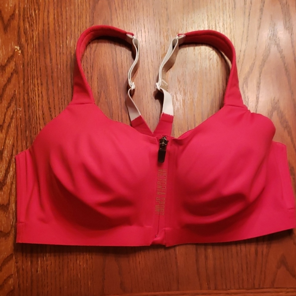 VS INCREDIBLE KNOCKOUT SPORTS BRA 36D